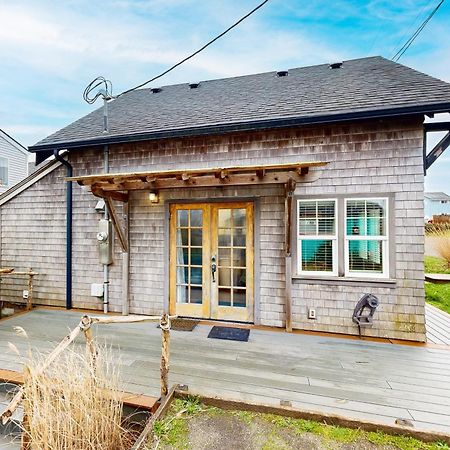 Rockaway Beach Bungalow Exterior photo