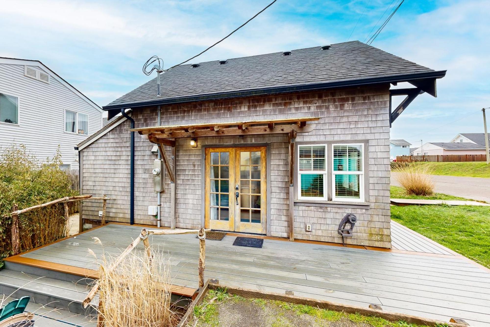 Rockaway Beach Bungalow Exterior photo