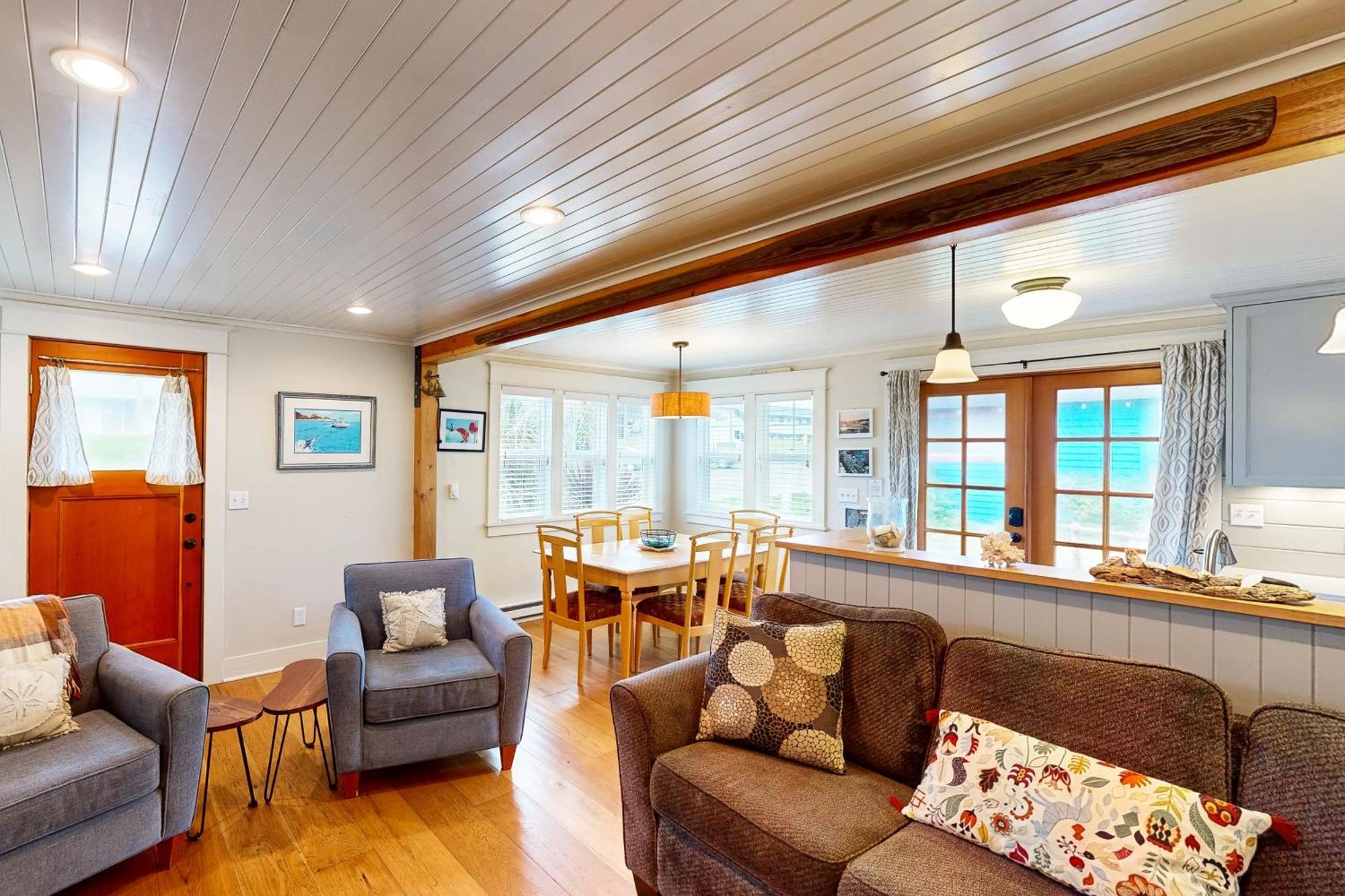 Rockaway Beach Bungalow Exterior photo
